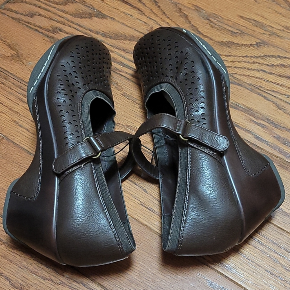 Rialto Vanessa Style Mary Jane Clogs Shoes View 6